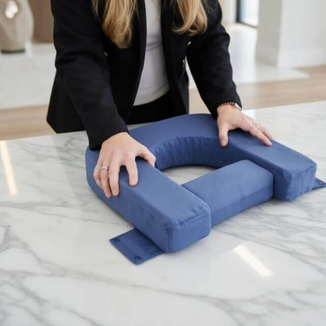 Apilloz® – The World's First Fully Adjustable Waterproof U-Cushion